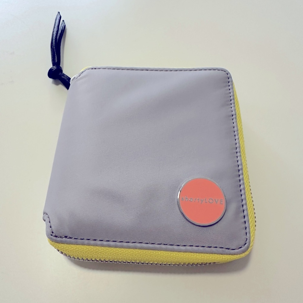 ShortyLOVE Merchant Wallet.  Never used. Gray with yellow zipper.